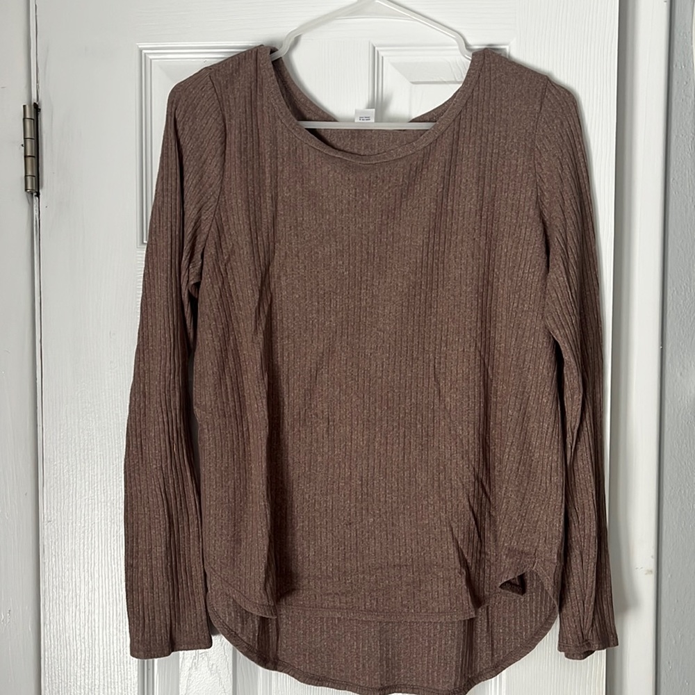 Coffee colored long sleeve light shirt